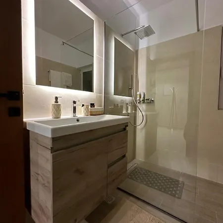 דירה Sitia Beach Apartment סיטייה