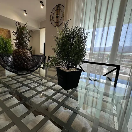 Sitia Beach Apartment דירה