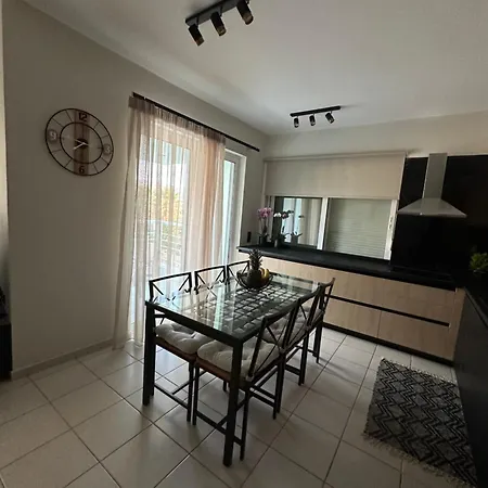 Apartment Sitia Beach Apartment