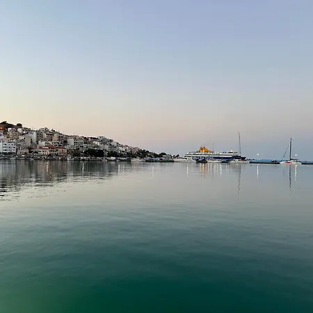 Sitia Beach Apartment *